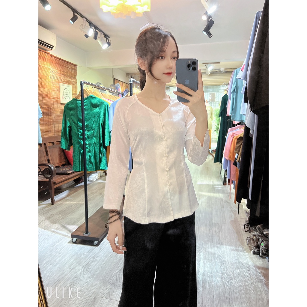 ❄️Áo lụa trắng bà ba lụa gấm Hàn Châu # Đồ Phật tử lụa cao cấp # bà ba vân gấm hoa sen cúc ngọc xinh xắn AB12 Trắng