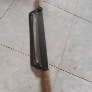 Dao thái chuối cho heo