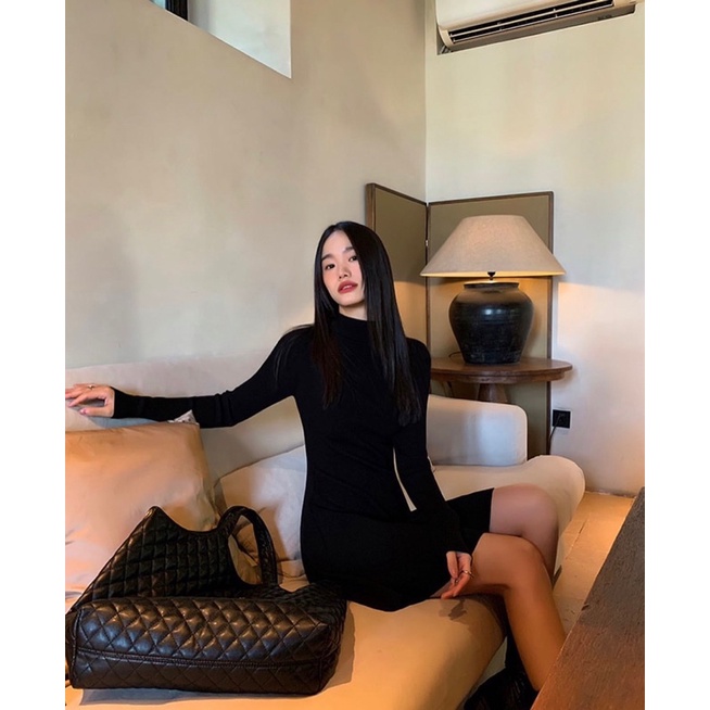 ĐẦM BODY ĐEN CỔ CAO TAY DÀI