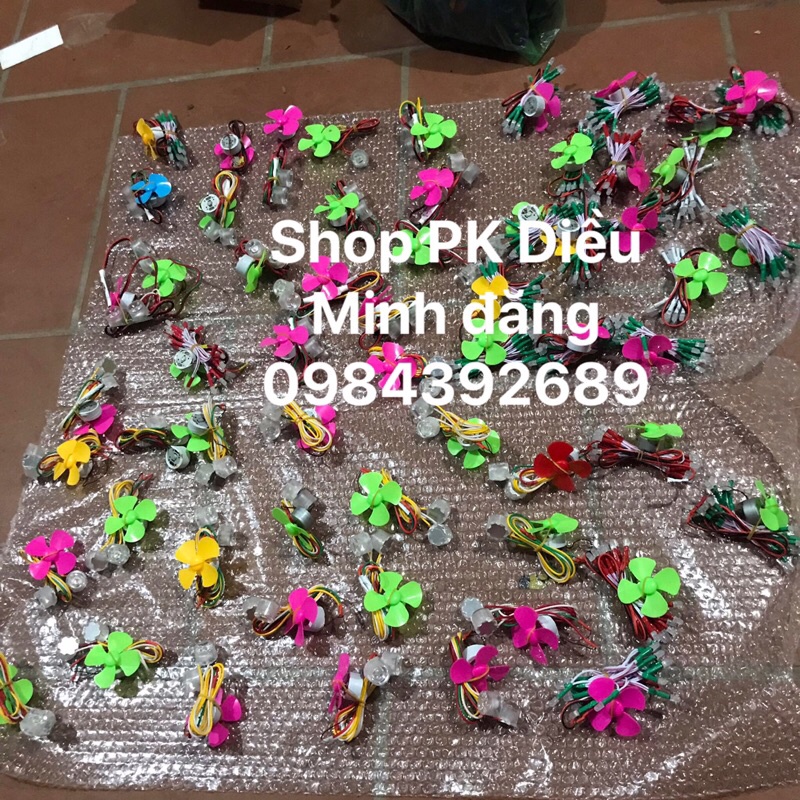 Đèn quạt gió diều bóng DỜI + TẶNG thêm 1 cánh quạt