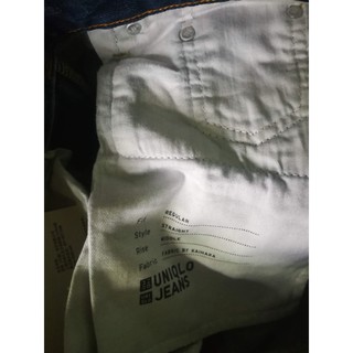 Quần jeans Uniqlo form regular
