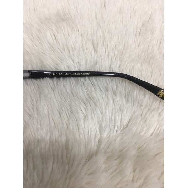 KÍNH HÀNG THÙNG ADAM MỸ XỊN