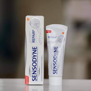 Hàng Đức Kem đánh răng Sensodine