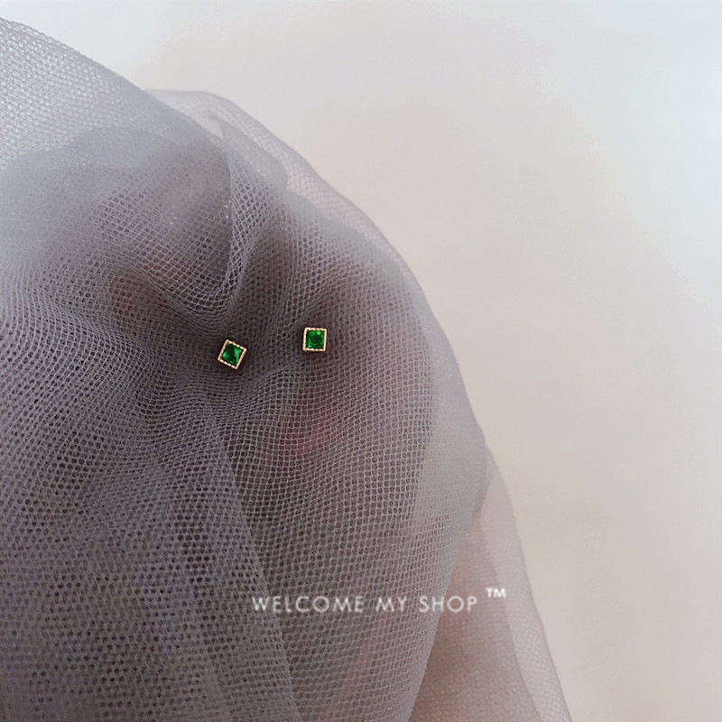 Bông Tai Mạ Bạc 925 Hình Vuông Đính Ngọc Lục Bảo Thiết Kế Đơn Giản