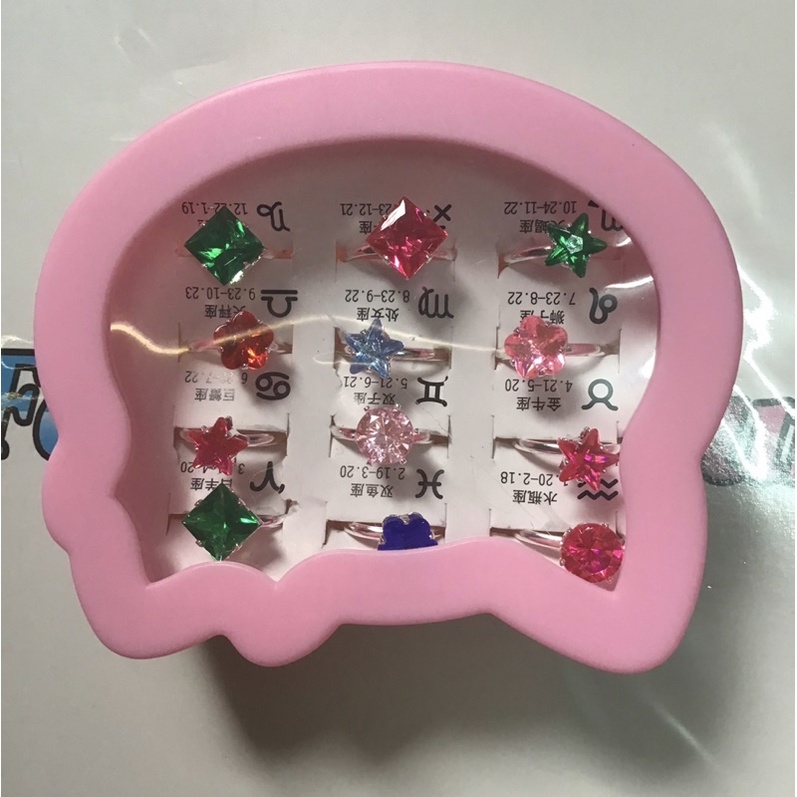 Hộp nhẫn đeo tay