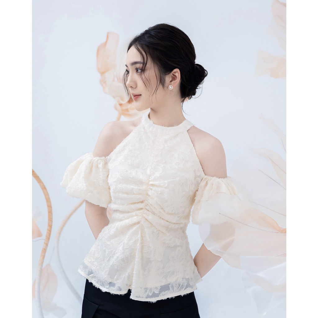 Áo yếm trễ vai tay bồng chất liệu tơ cao cấp Lily Top