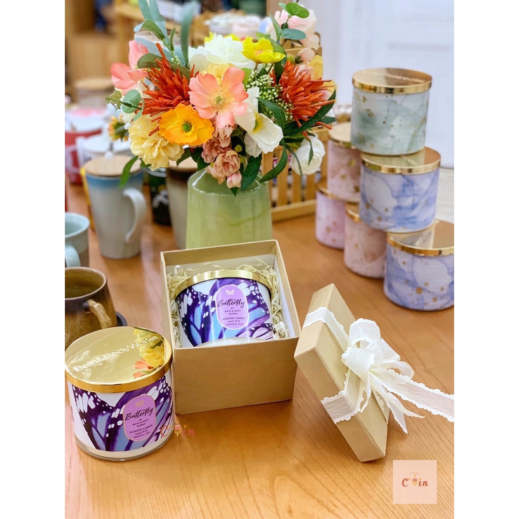 Nến thơm Bath and Body Works 3-wick candles 411g hàng Mỹ - hoa cỏ,trái cây, trà bánh, kem
