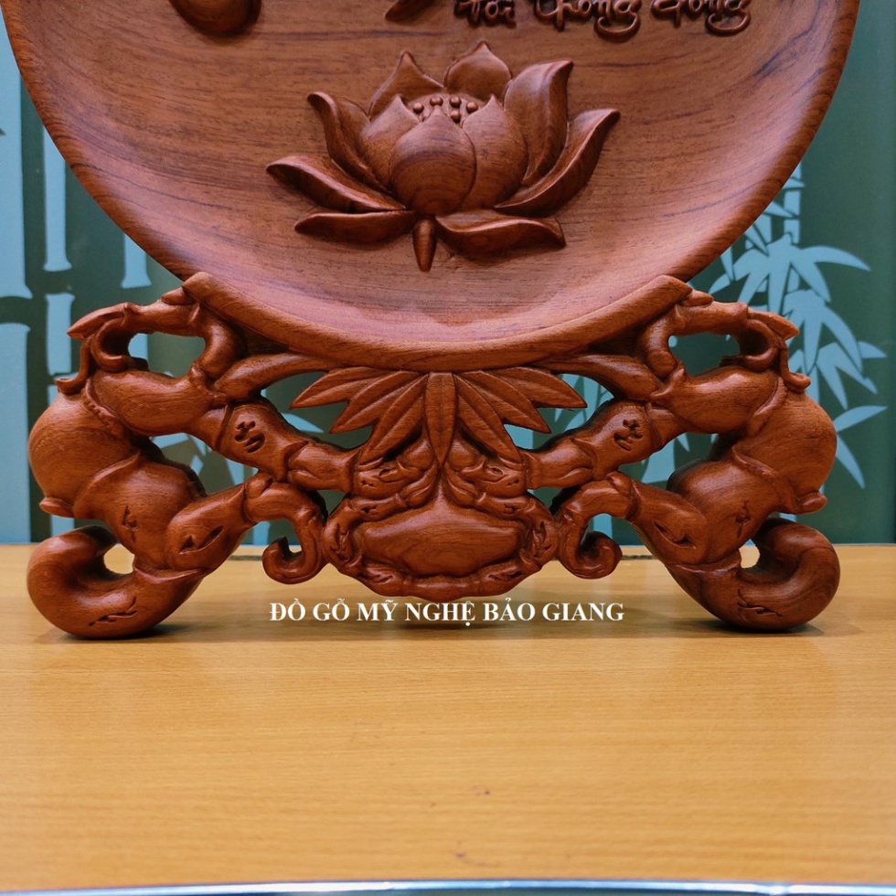 Đĩa trang trí phong thủy chữ TÂM gỗ hương