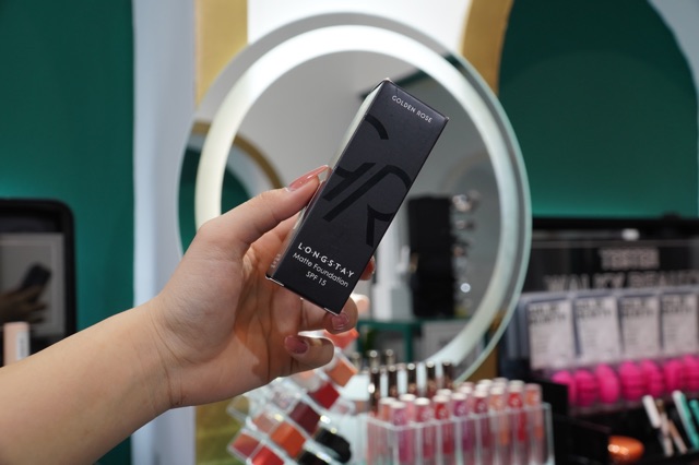 GOLDEN ROSE LONG STAY KEM NỀN CHE PHỦ VỪA | BigBuy360 - bigbuy360.vn