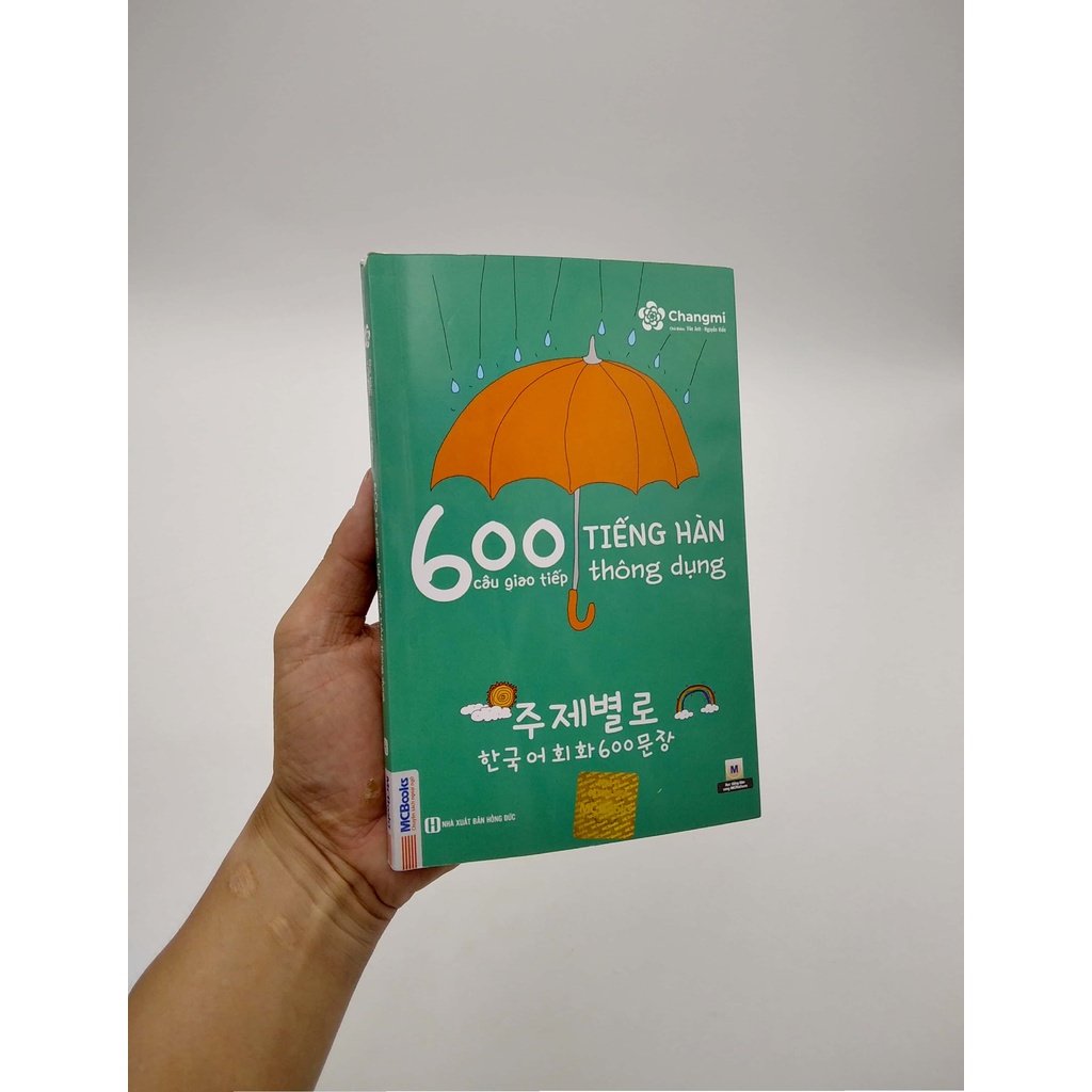 Sách 600 Câu Giao Tiếp Tiếng Hàn Thông Dụng Tái Bản MCKO8572