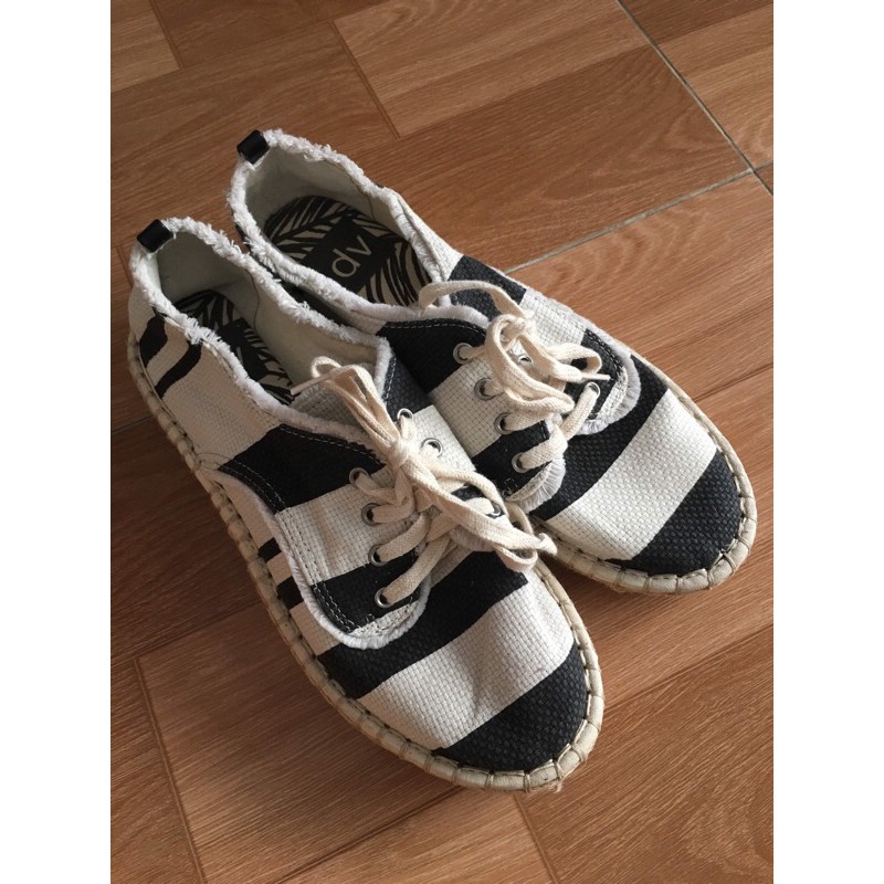Thanh lý giày Auth size 7