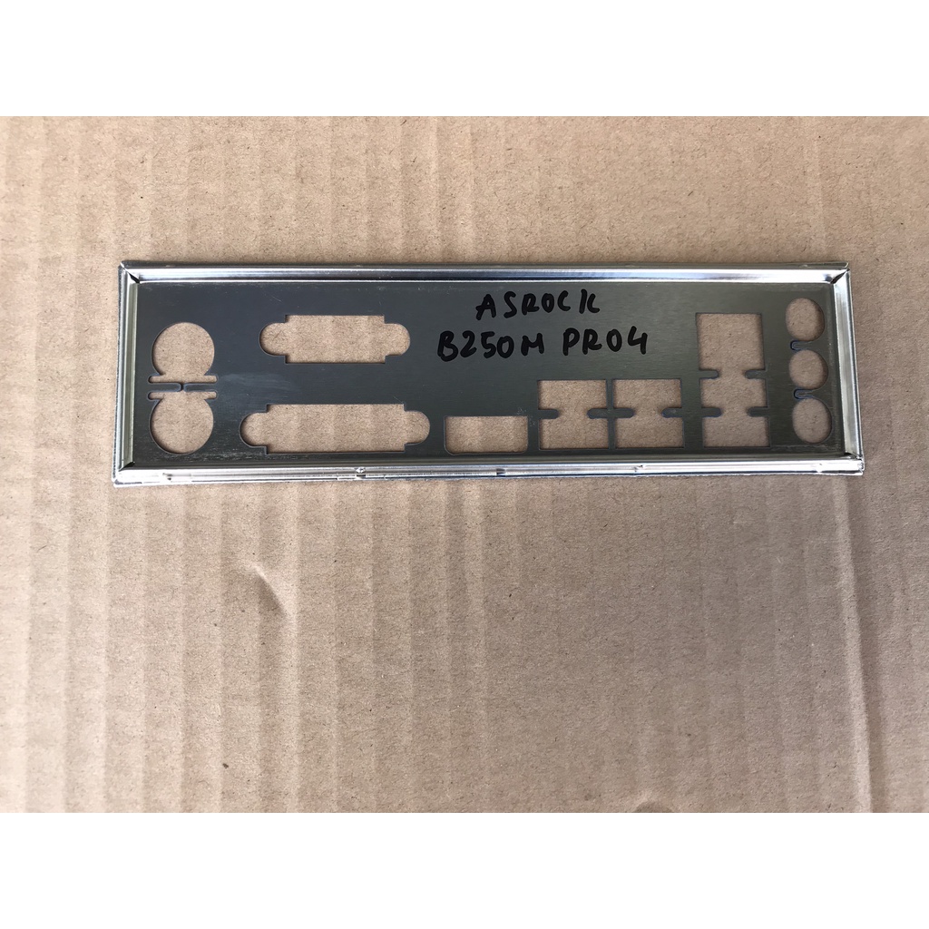 Chặn main ASROCK B250M PRO4 dùng nắp sau thùng máy