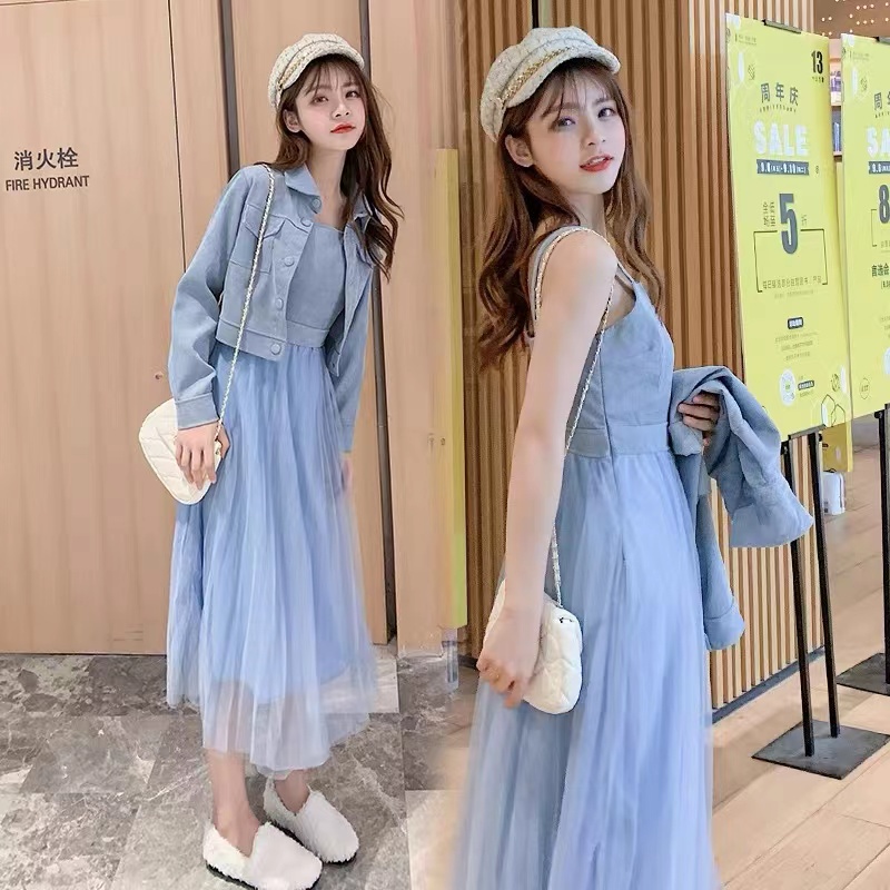 - Set đầm hai dây xếp ly xoè kèm khoác jean croptop hàng Quảng Châu loại 1 (Ảnh thật ở cuối)