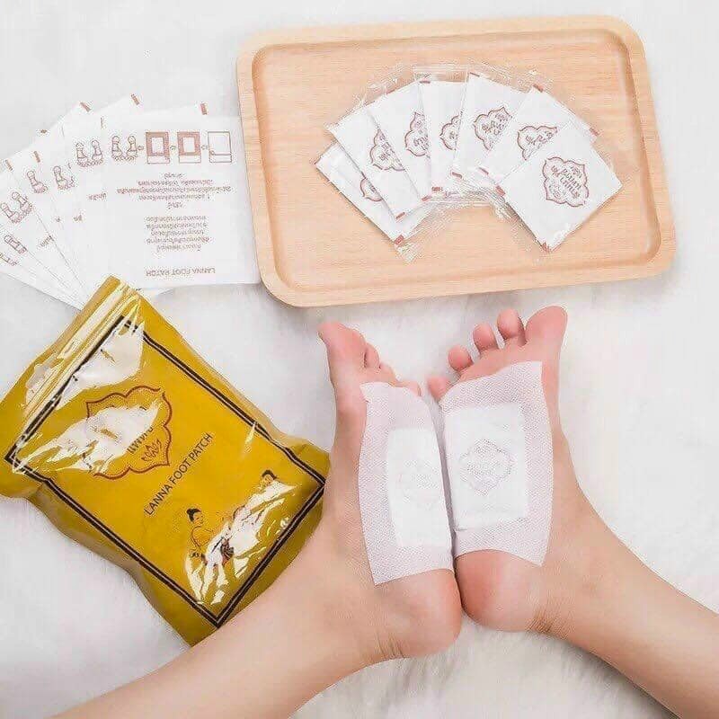 Túi 10 miếng dán thải độc chân Lanna Foot Patch Thái Lan