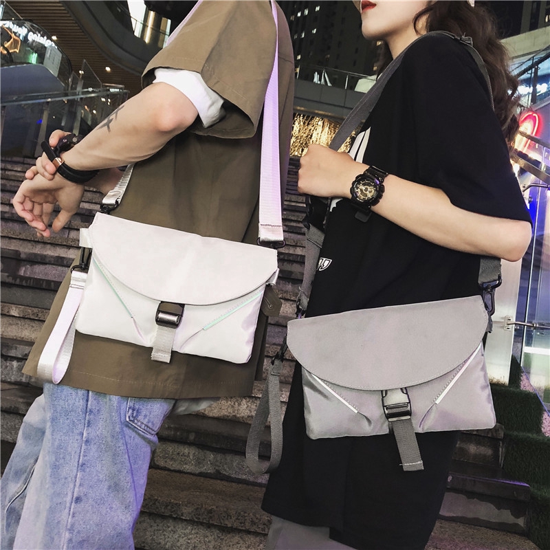 Túi đeo chéo chống thấm nước cho cả nam và nữ | BigBuy360 - bigbuy360.vn