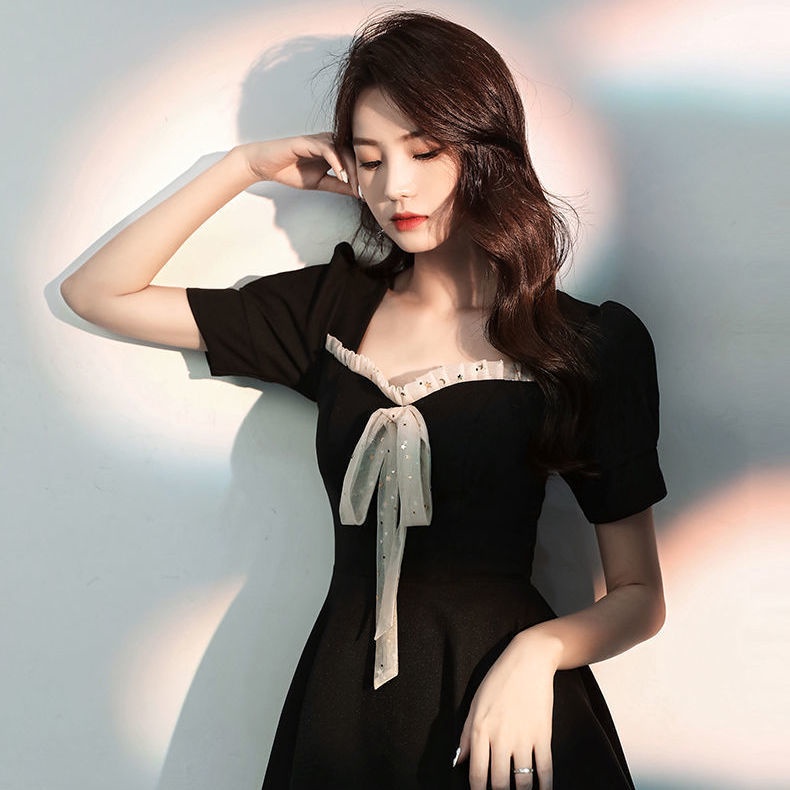 Đầm Chữ A Tay Ngắn Cổ Vuông Phối Lưới Phong Cách Pháp Thời Trang Mùa Hè Cho Nữ