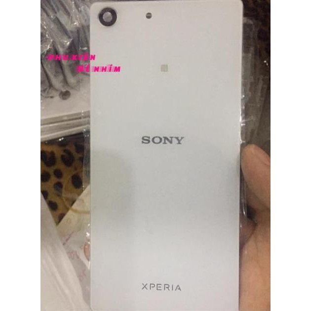 Nắp lưng sony M5 ( phụ liện bé nhím)