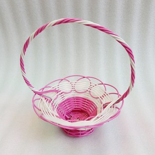 Giỏ cắm hoa đan dây nhựa