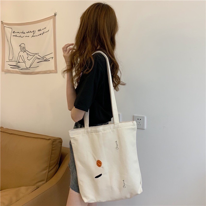 TÚI TOTE VẢI CANVAS ULZZANG BẢN TO TRẮNG NGÀ VINTAGE IN CHỮ XANH CLEANING SERVICE
