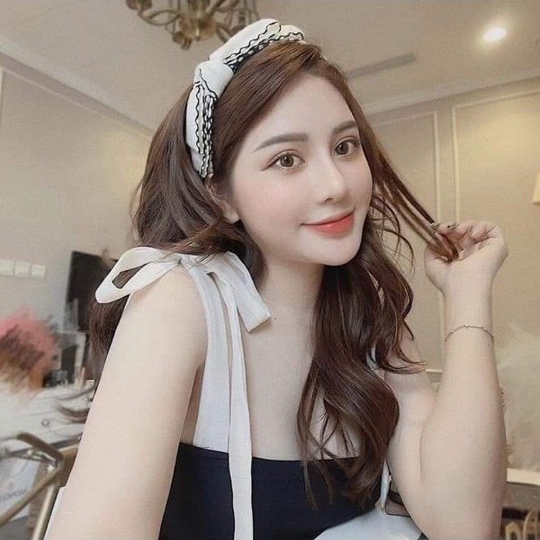 Áo hai dây thắt nơ vai tiểu thư dáng ôm siêu xinh, Áo kiểu nữ 2 dây phối nơ tơ lụa chất cotton zip đẹp giá rẻ | BigBuy360 - bigbuy360.vn