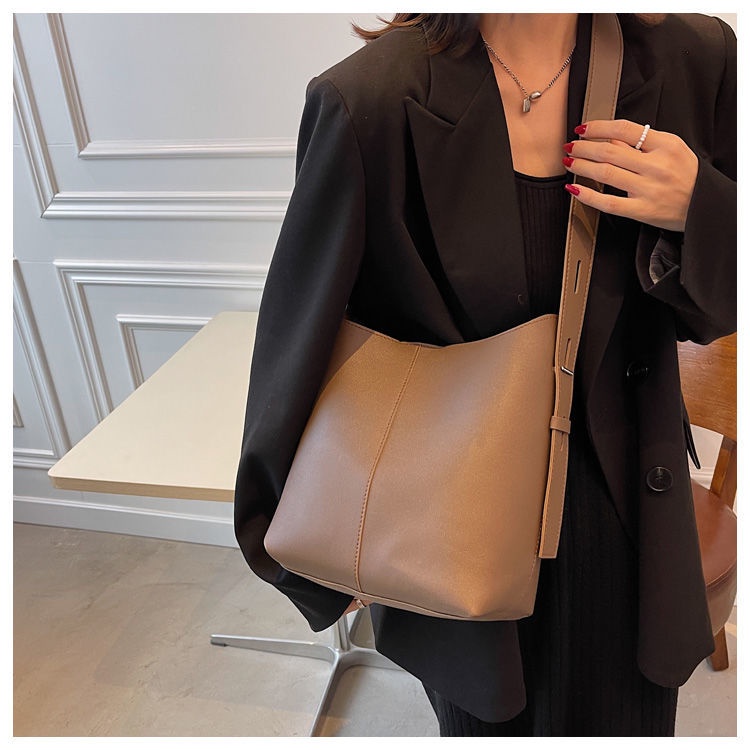 Túi đeo chéo một bên trong chất lượng cao thời trang 2021 cho nữ