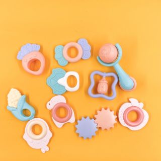 Set Xúc Xắc Gặm Nướu BabyRattle 10 Món Có Hộp Cho Bé