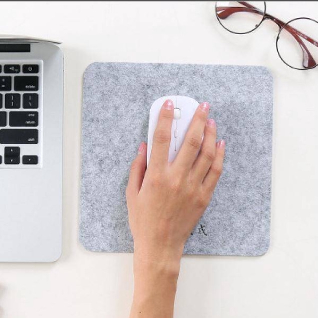 Tấm lót chuột máy tính chống trượt nhiều màu sắc xinh xắn | BigBuy360 - bigbuy360.vn