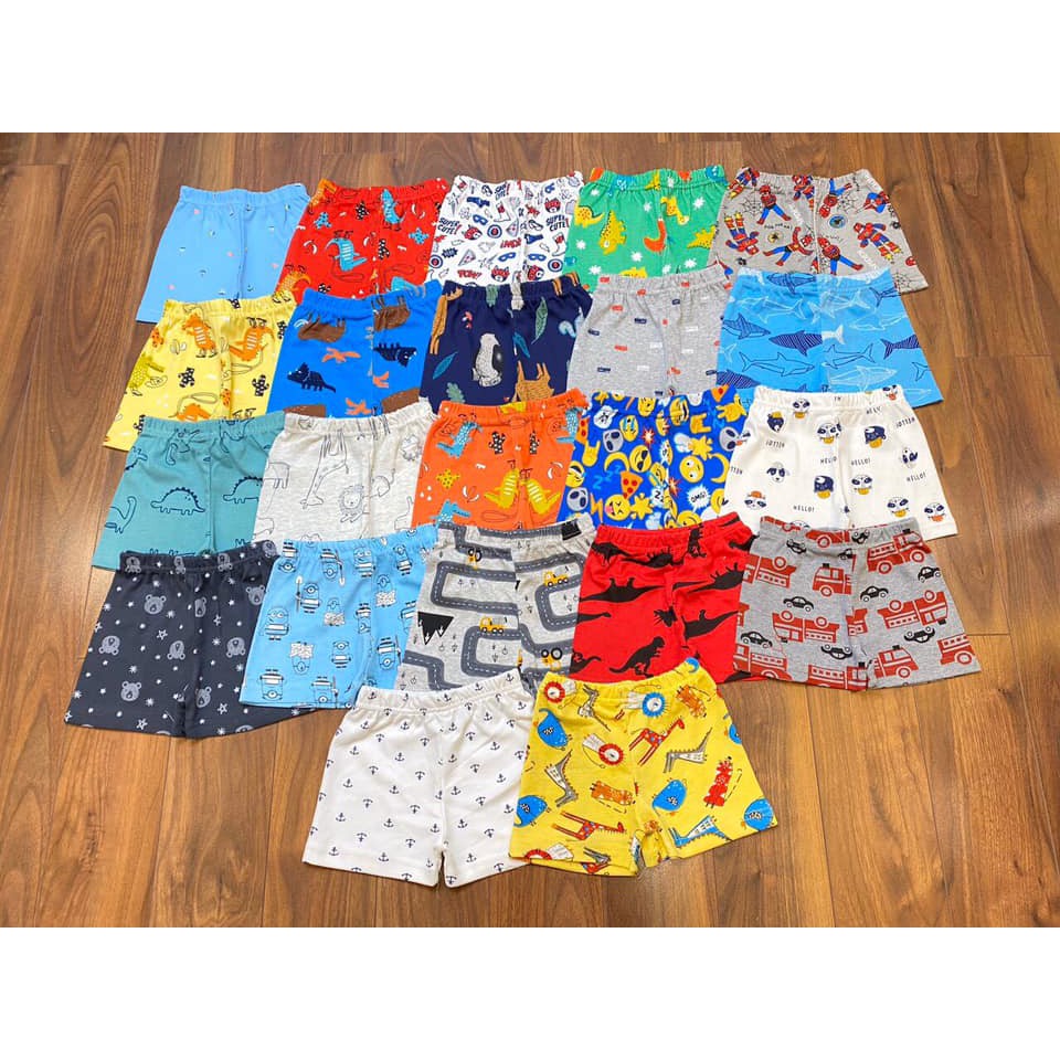 Quần chục bé trai