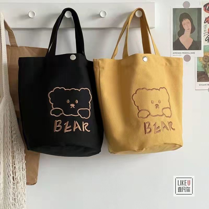 Túi tote vải Hàn Quốc có túi zip bên trong Túi Xách Canvas Cỡ Lớn Thêu Hình Gấu Phong Cách Nhật Bản Cho Nữ