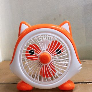 Quạt mini để bàn, để giường