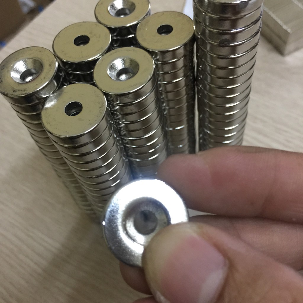 Nam châm 20x5 lỗ 5mm