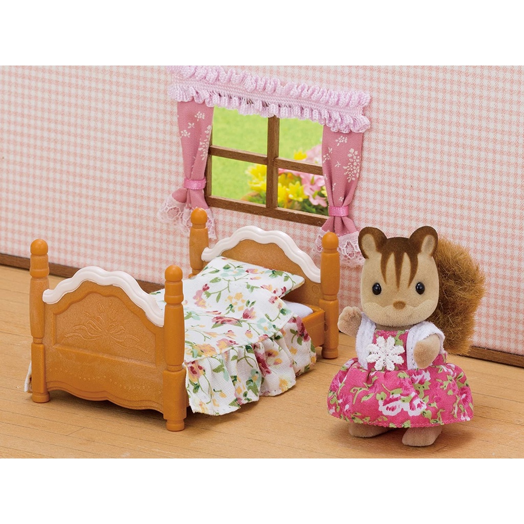 Đồ Chơi Sylvanian Families Bộ Nội Thất Cho Ngôi Nhà Mái Ngói Đỏ Red Roof House Furniture Room Set