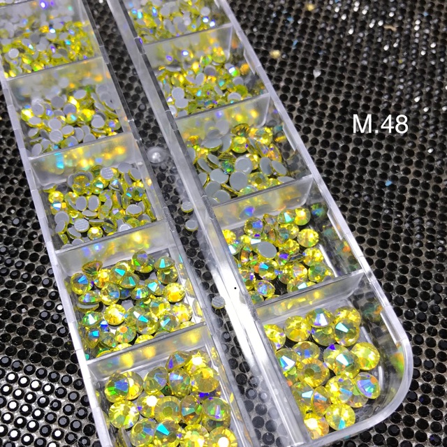 Đá khay chân keo mix size cao cấp 16 khía, siêu sáng, không bong chân - khay 1440v màu trà mã 48