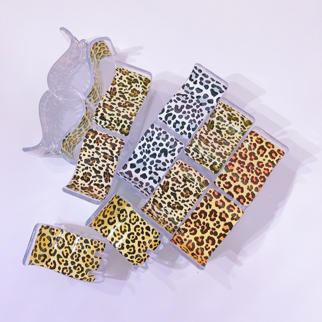 Kẹp càng cua hình da beo cực sang chảnh