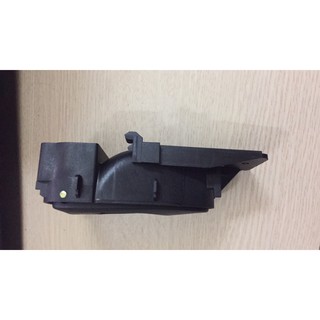 Tay mở cửa trong Daewoo Lanos