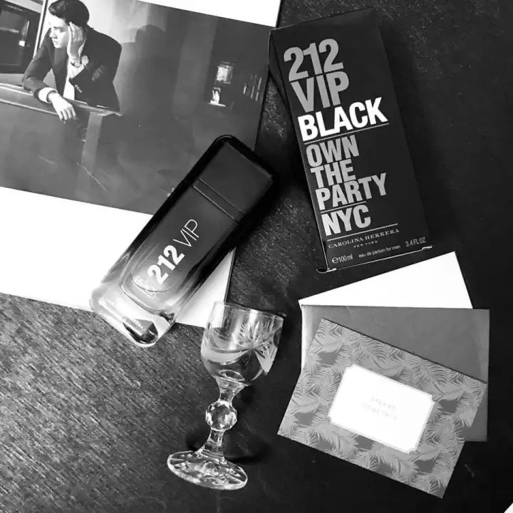 Nước hoa dùng thử 212 VIP Black Carolina Herrera For Men EDP 5ml/10ml/20ml