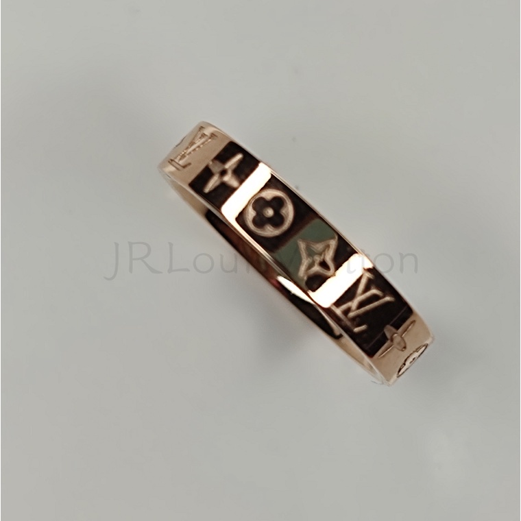 Nhẫn Nanogram điêu khắc logo Louis Vuitton sang trọng dành cho nam và nữ