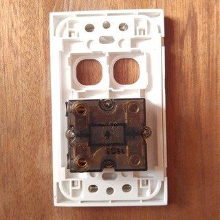 MẶT 2 Ổ CẮM + 2 LỖ SINO - S18
