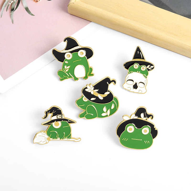 Huy hiệu cài áo thiết kế hình chú ếch hoạt hình phong cách gothic vui nhộn cá tính