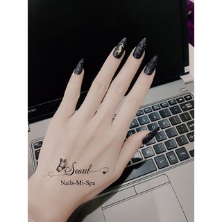 Nail box móng úp sẵn