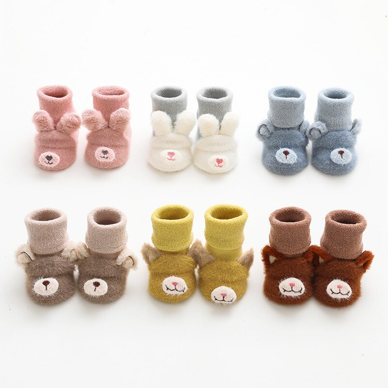 Tất cotton dày dặn mềm mại co giãn chống trượt họa tiết hoạt hình đáng yêu cho em bé