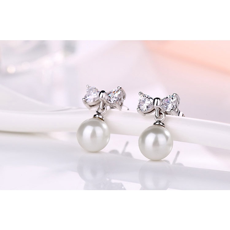 Khuyên tai nơ pha lê Swarovski chất liệu bạc ý 925 CECY 1110