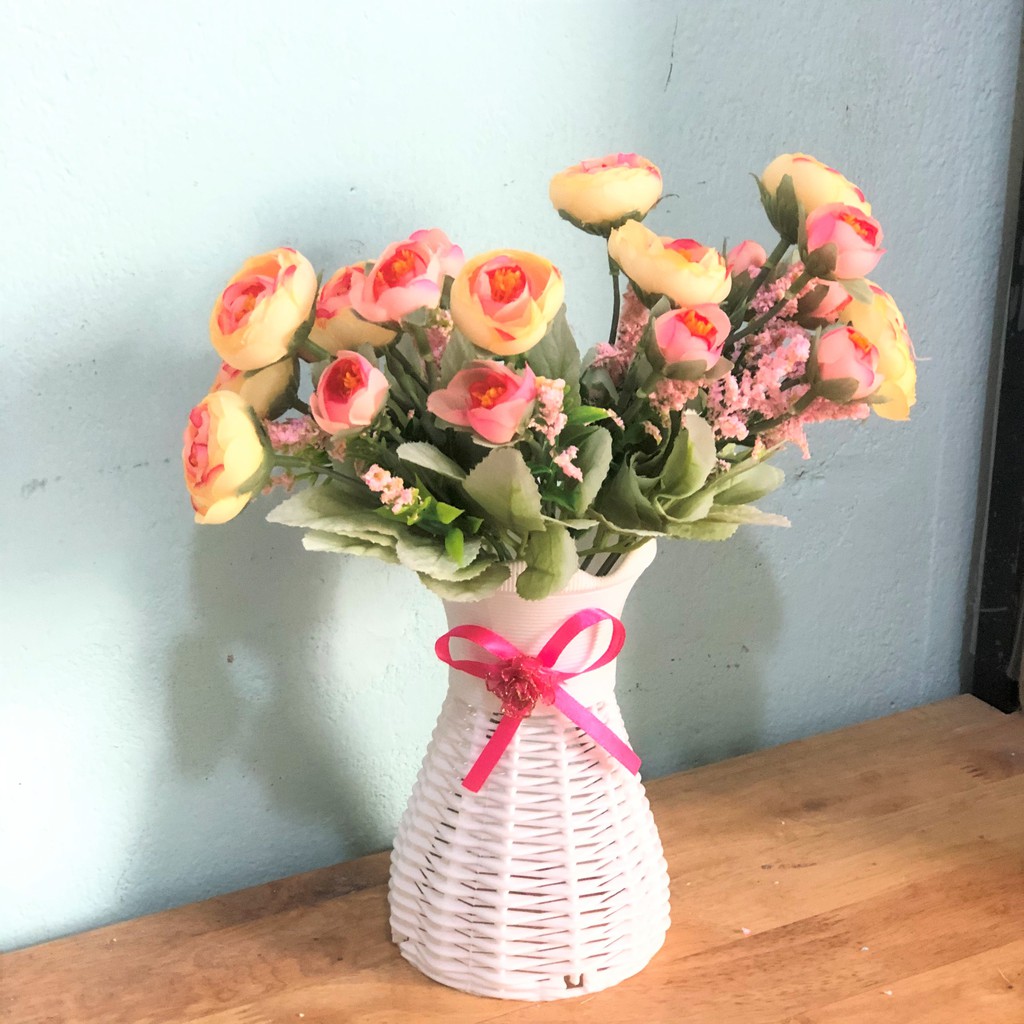 Bình hoa trà hoa giả (cả lọ và hoa)