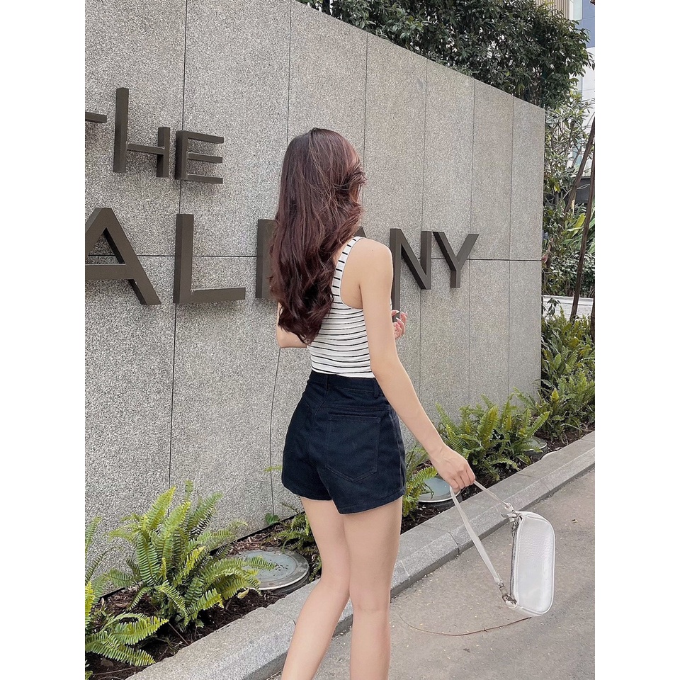 short nữ đen trắng lưng khoen cá tính 3257