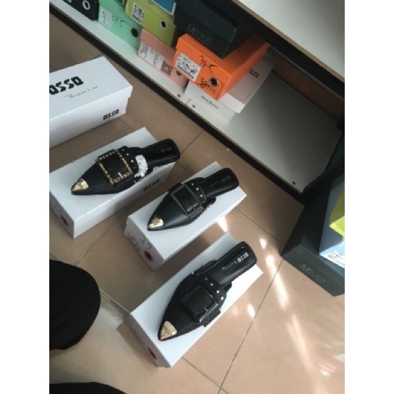 Giày khách đặt livestream shoppe