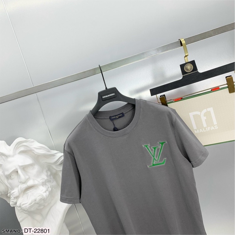 Áo Phông LV Nam Nữ Cao Cấp - Áo Thun Cộc Tay Chữ Lv Siêu Đẹp Chất Cotton Co Dãn 4 Chiều - Áo From Rộng