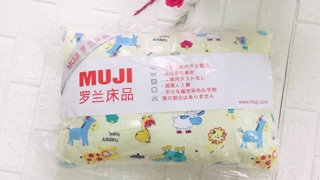 Gối muji cho bé