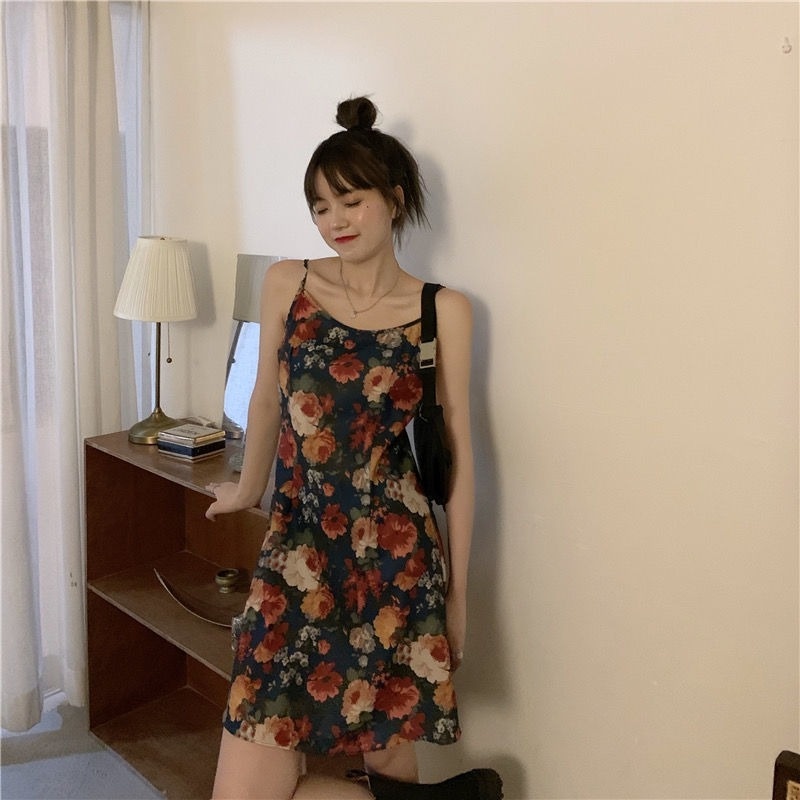 Đầm hai dây họa tiết hoa nhí xinh xắn phong cách retro Hàn Quốc