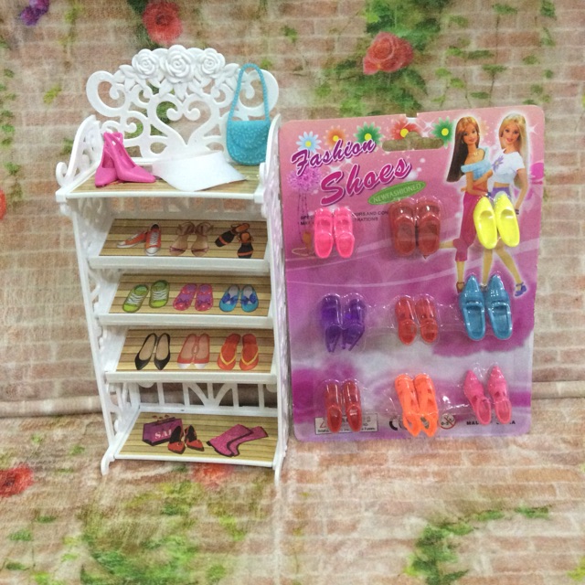Kệ giày búp bê
