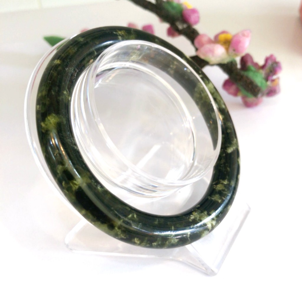 Vòng ngọc đá Việt Nam màu xanh màu vàng màu xanh đen trong suốt thanh lịch cho nàng may mắn | BigBuy360 - bigbuy360.vn